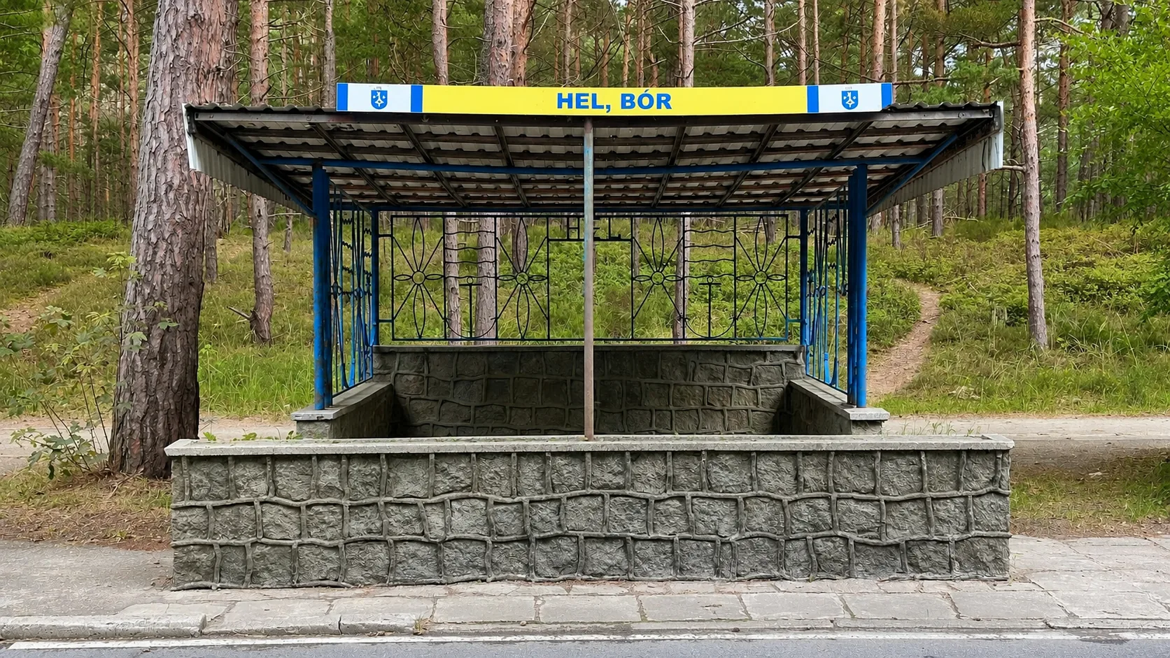 Przystanek Hel Bor przy Helskiej Ostoi